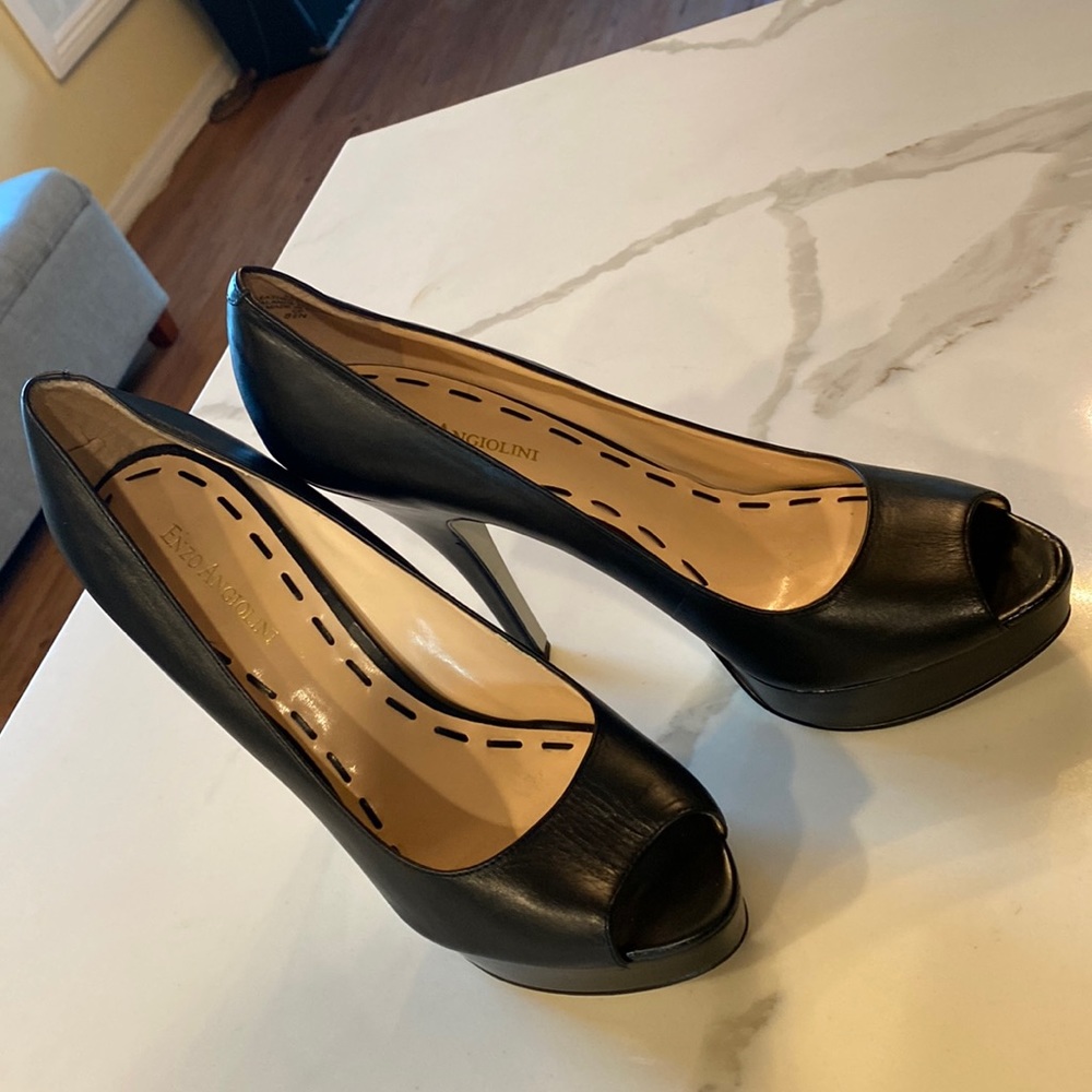 Enzo Angiolini Black Leather Peep Toe Heels 8.5N
